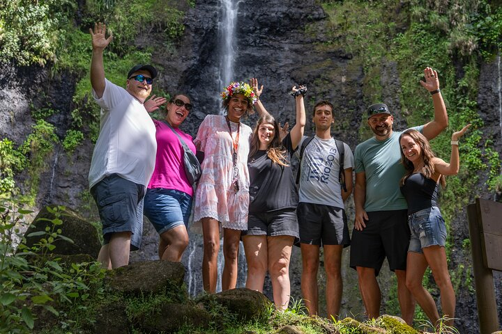 Unique Tahiti Tour - personalised, small group east coast tour - Photo 1 of 25
